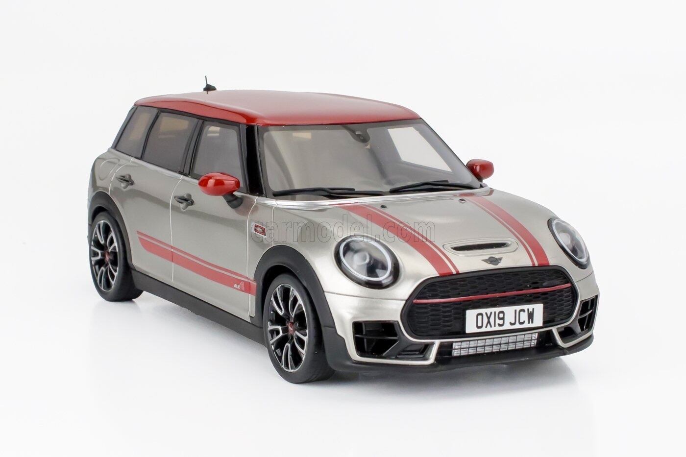 ミニカー 1/18 ミニクーパー F54 OTTO-MOBILE 1/18 MINI CLUBMAN (F54