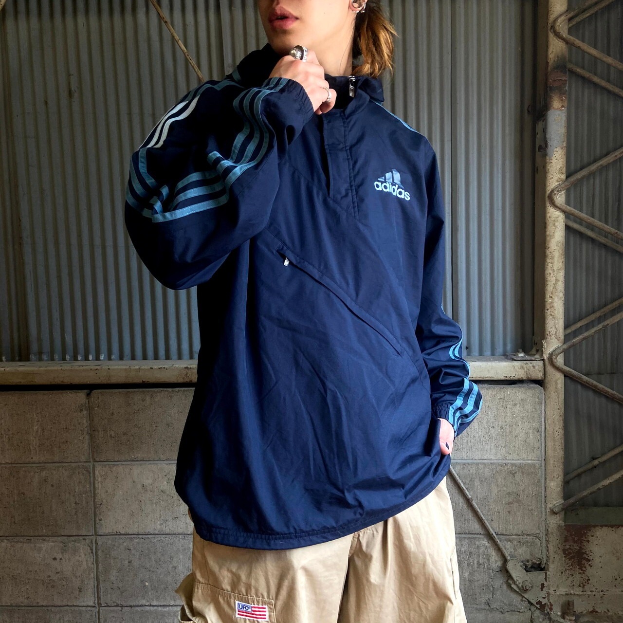 adidas アディダス アシンメトリーデザイン 変形ポケット ポリエステル  