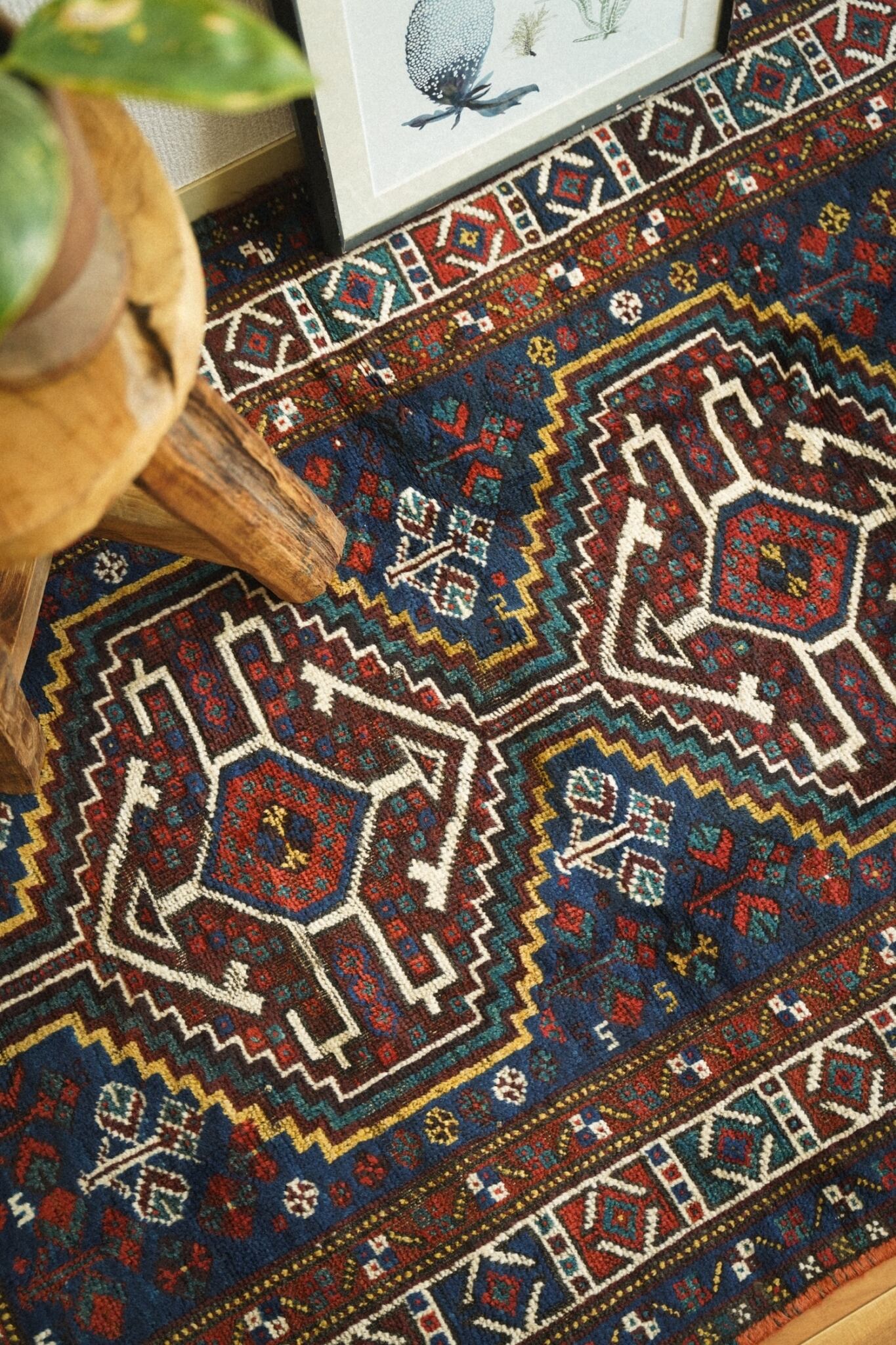 1135-Semi Antique Khamseh rug | 手織りのヴィンテージラグ専門店
