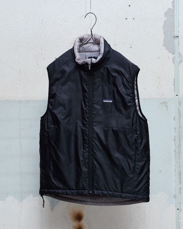 “Patagonia” micro puff full zip insulated vest / SIZE : M / BLACK