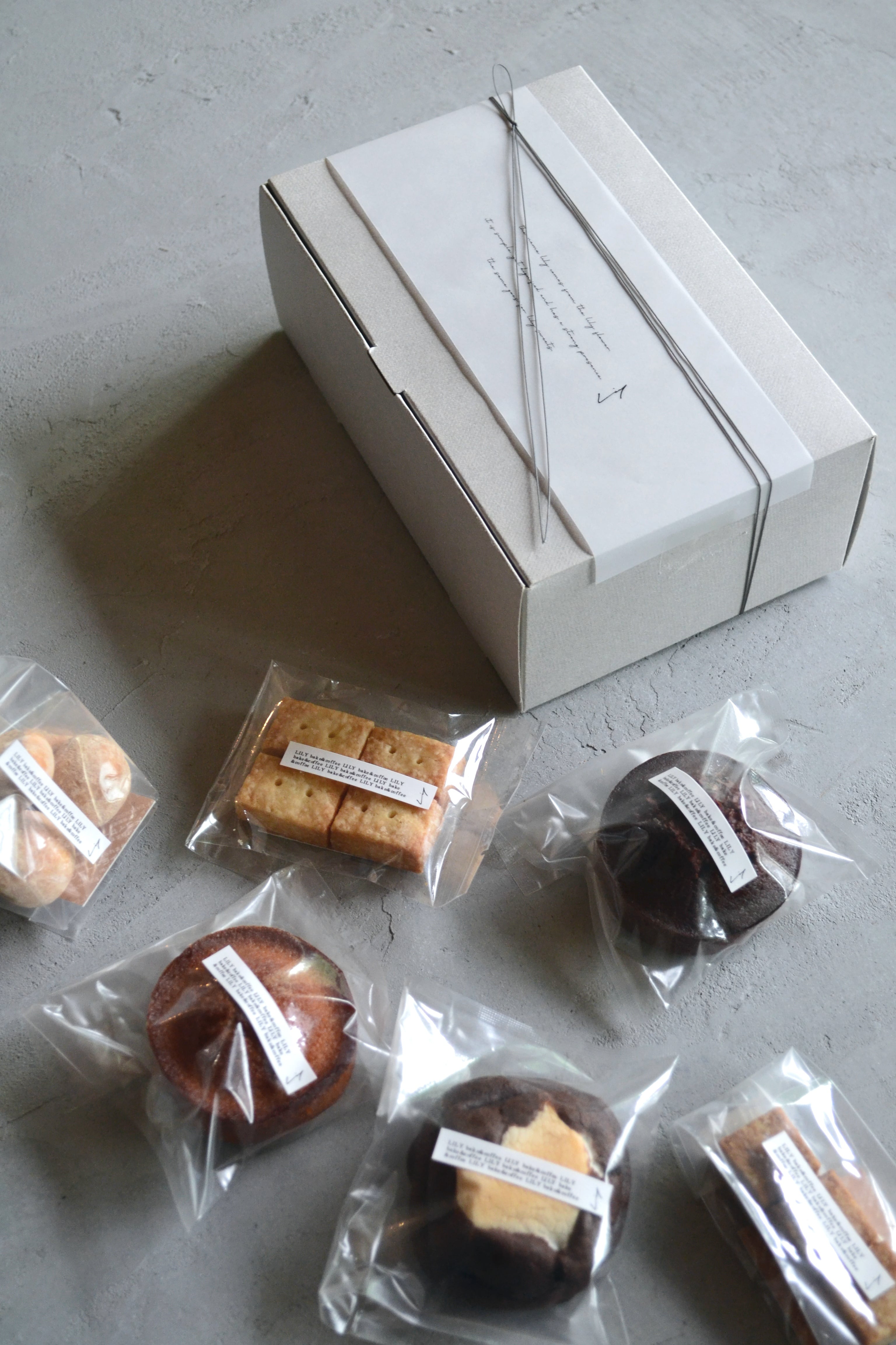 お菓子の詰め合わせ 6個入り | PAY ID