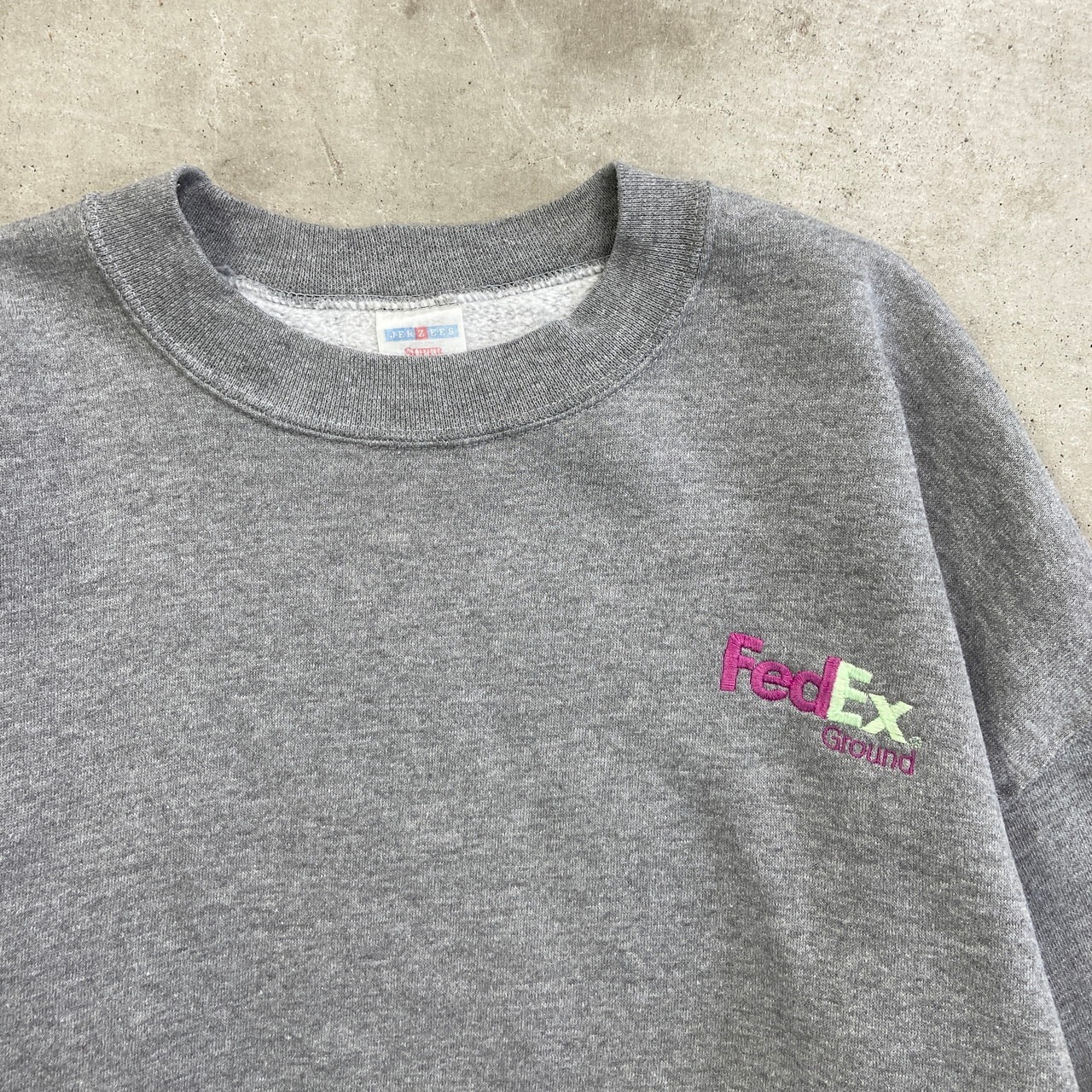 90年代 FedEx フェデックス 企業ロゴ刺繍 スウェットシャツ メンズXL 