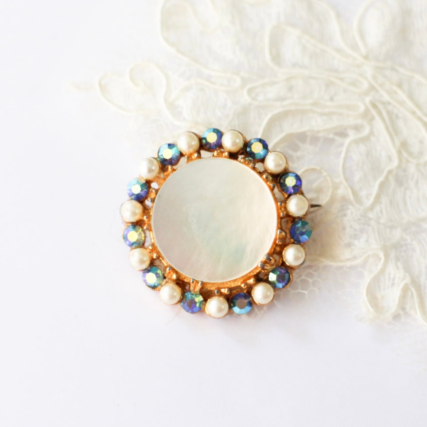 Lucy & Matilda.｜アンティーク・ヴィンテージアクセサリー通販