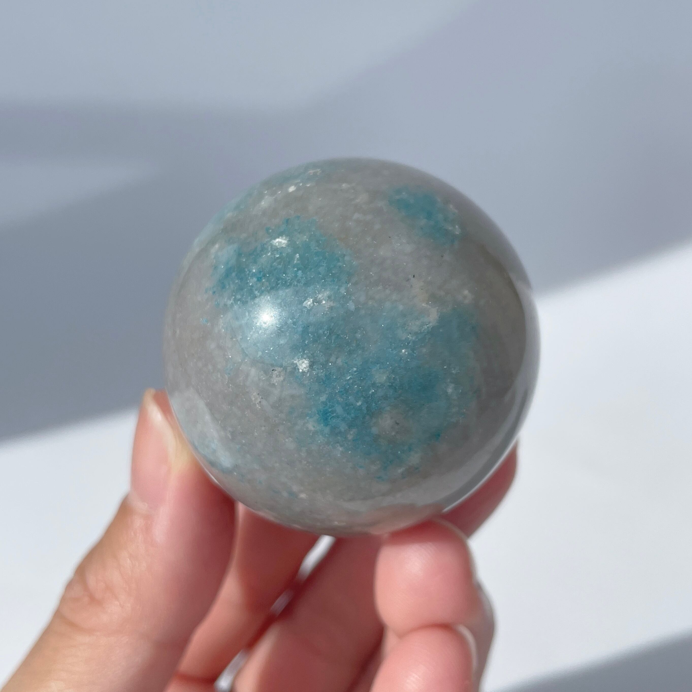 トロレアイトインクォーツ（トロール石）スフィア（丸玉）21