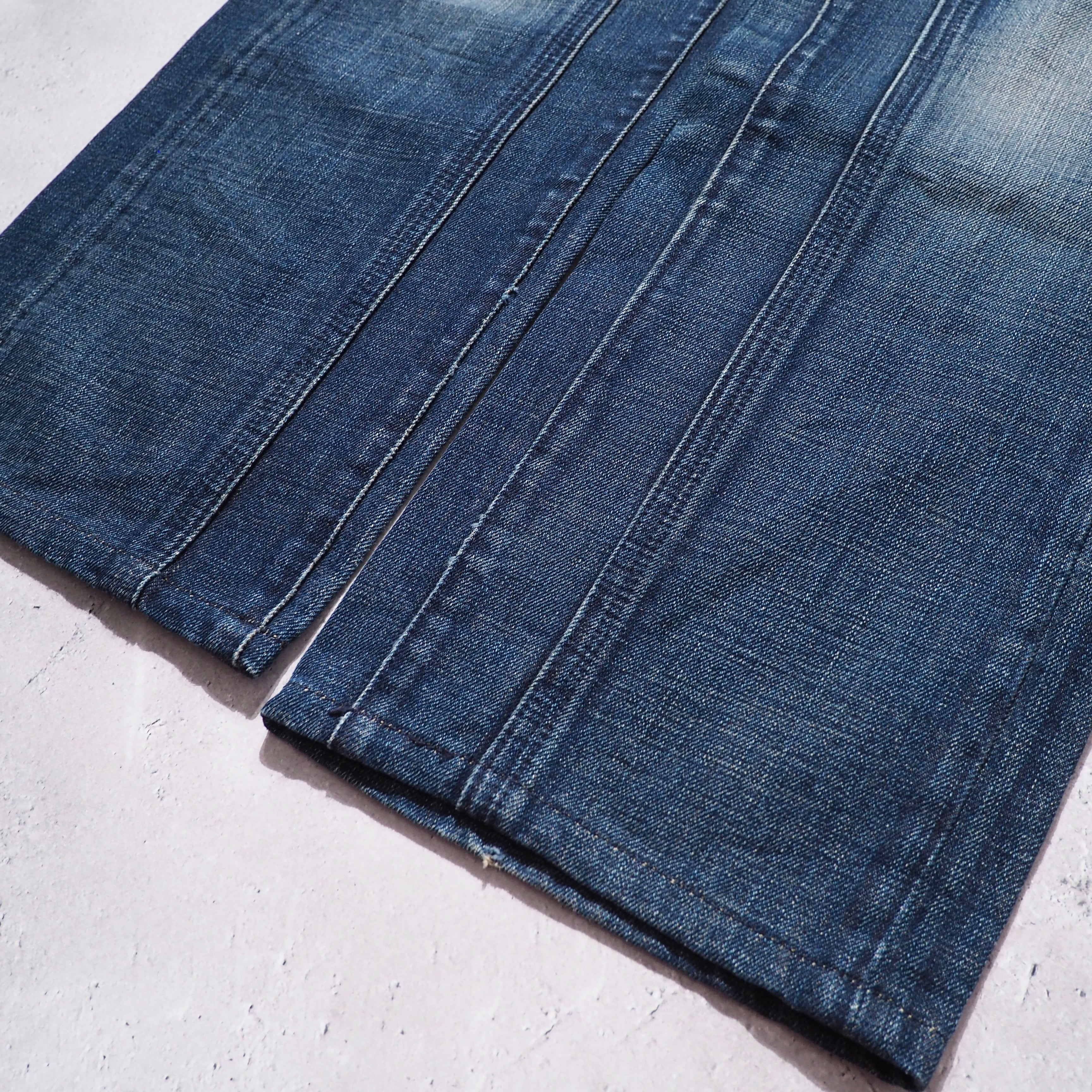 " ENERGIE " Good Fade Aging × Green stitch Embroidery vintage Denim pants (made in Italy)