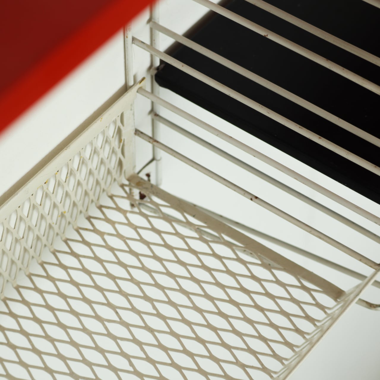 TOMADO WALL SHELF with basket rack | Adrian Dekker | 1960s