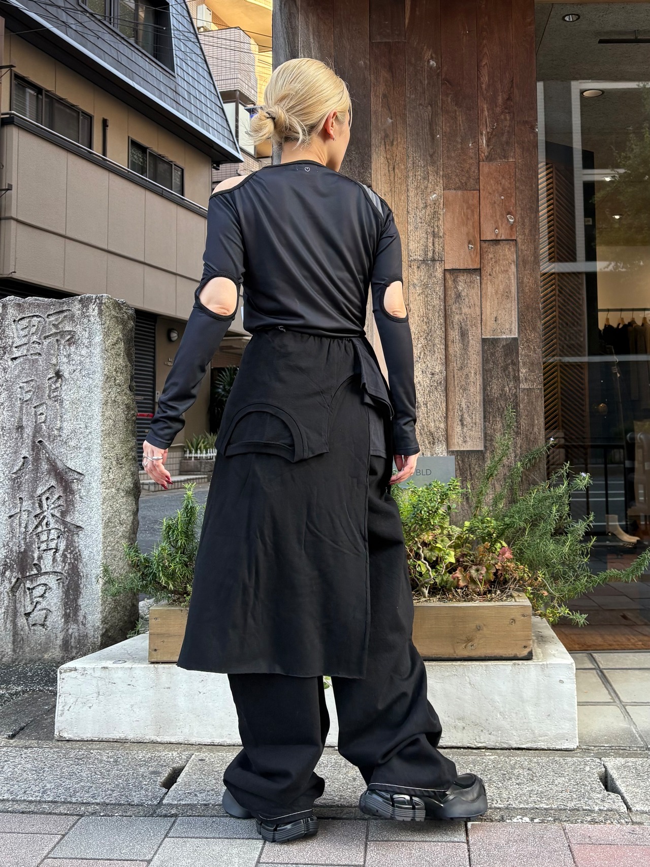 【25AW】BASICKS ベイシックス / reconstruction t-shirt skirt / スカート - 5