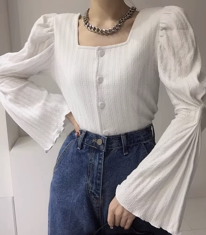 トップス セーター カーディガン 袖あり 長袖 パフスリーブ ホルンスリーブ スクエアネック スマート フリル ボタン 鎖骨 大人可愛い きれいめ シンプル 大人 上品 おしゃれ レトロ 大人女子 個性的 エレガント モダン フォーマル ゆったり シック 無地 秋 冬 10代 20代 30代 レディース 女性用 学生 デート お出かけ 女子会 休日 イベント 着回し 普段使い 韓国系 フリーサイズ ホワイト ブラック ピンク くすみカラー 大人カラー