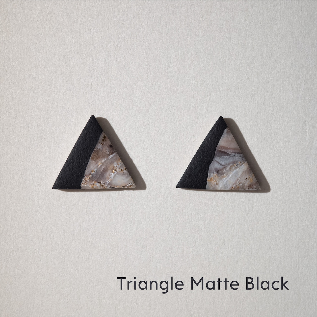 LOOP hogu v1 : Triangle Studs