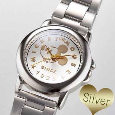 ディズニー腕時計　ミッキー80周年限定品(スワロフスキー)時計