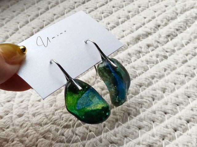 hook / olive green × navy