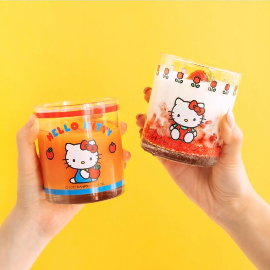 サンリオ　ハローキティ　コップ　グラスポット　8点セット サンリオ ハローキティ 脚付きグラス ガラスコップ 日本製 Sanrio