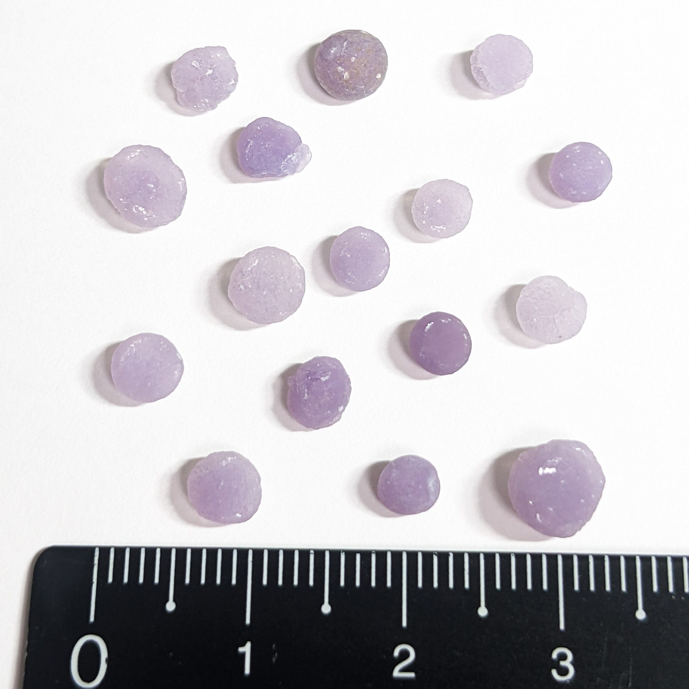 グレープアゲート（単粒大） インドネシア産 原石 【ランダム