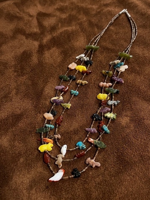 【NATIVE AMERICAN】ナバホ NEIL THOMAS 3連フェティッシュネックレス