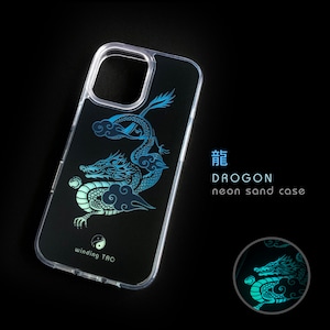 龍 ネオンサンド 蓄光 iPhoneケース［ブルー］〈暗闇で光る ドラゴン〉
