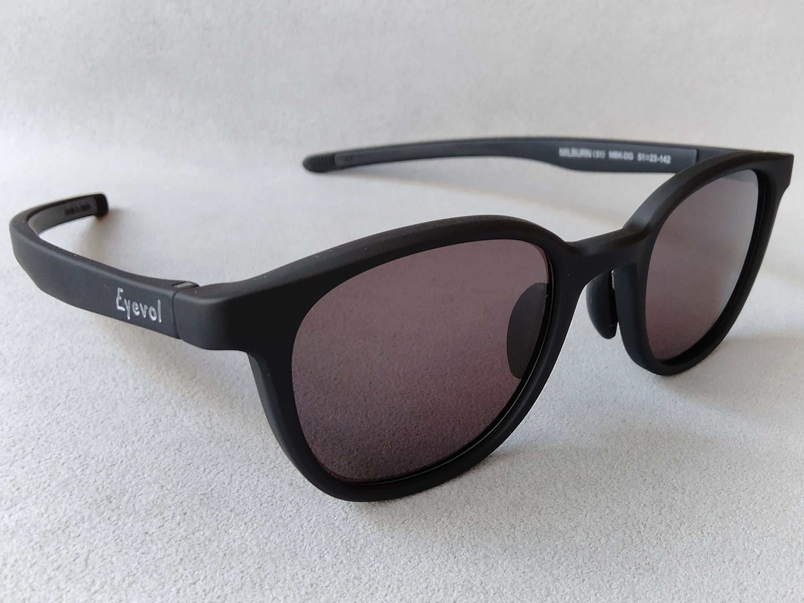 Eyevol（アイヴォル）「MILBURN（51）ミルバーン」C:MBK-DG-DK.GRY