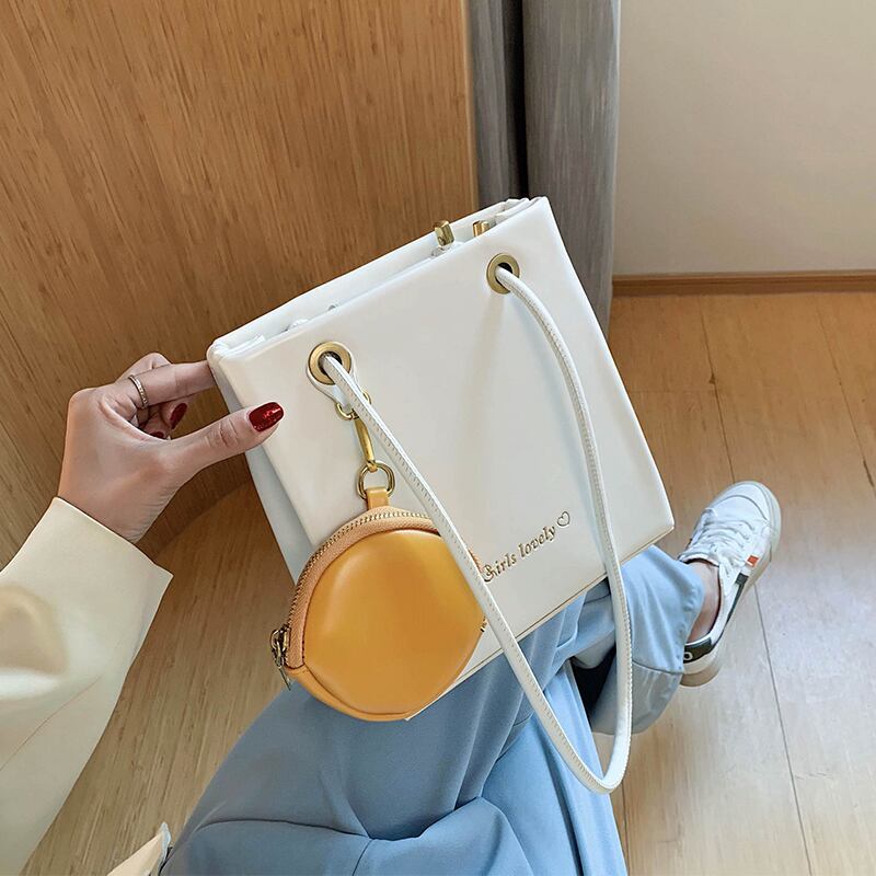 フレンチテクスチャスモールバッグ2020新しいトレンディなファッション大容量ワンショルダーワイルドレディースポータブル脇の下トートバッグ Tiancai_Wing_Bag9712754