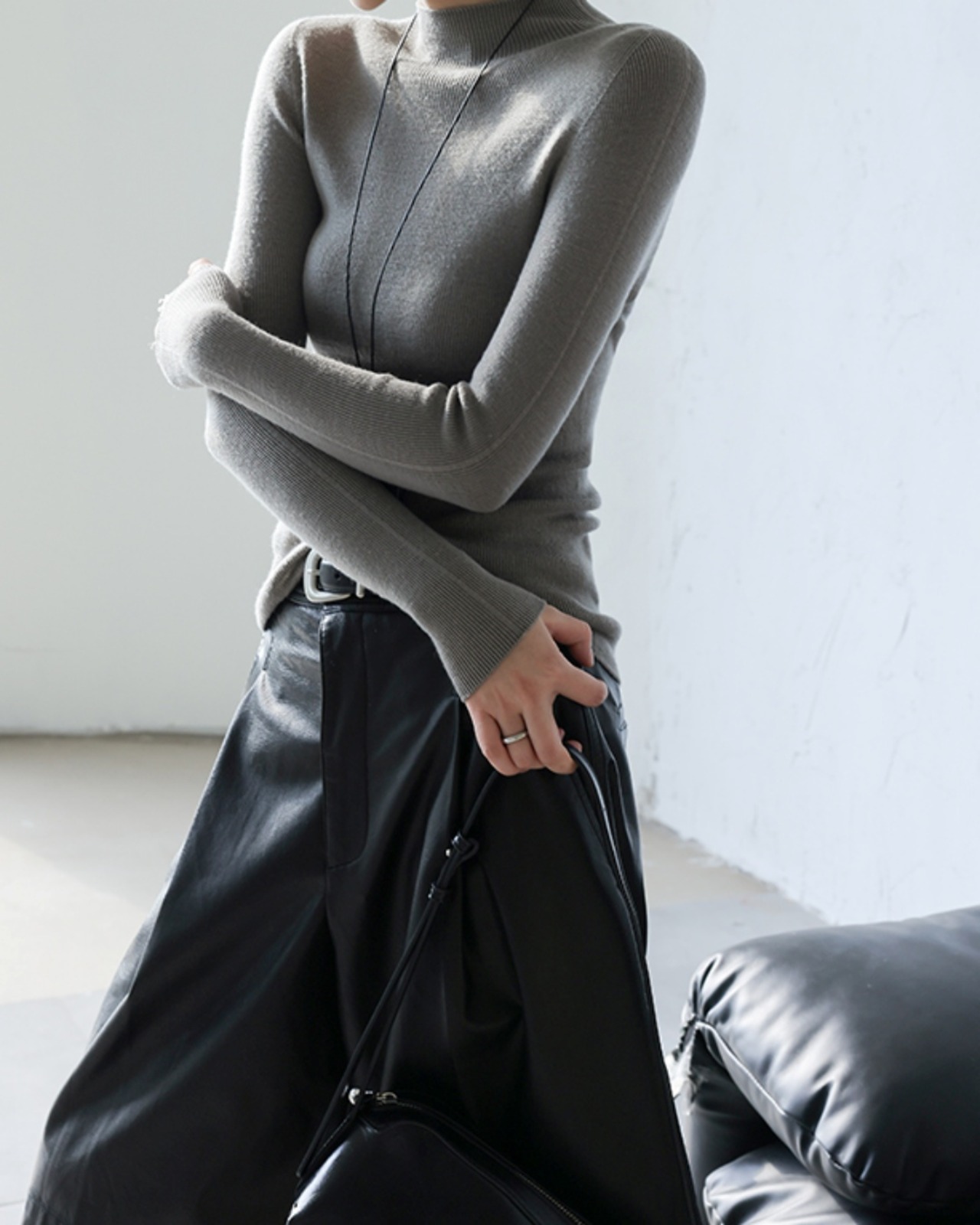 Half turtleneck slim knit Top　T20115