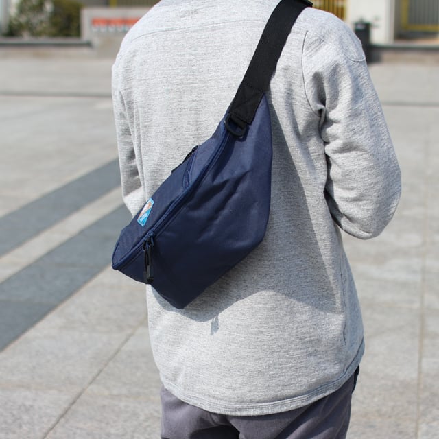 SALE】フェスバッグ TGIF! 横型ボディバッグ | フェスバッグブランド