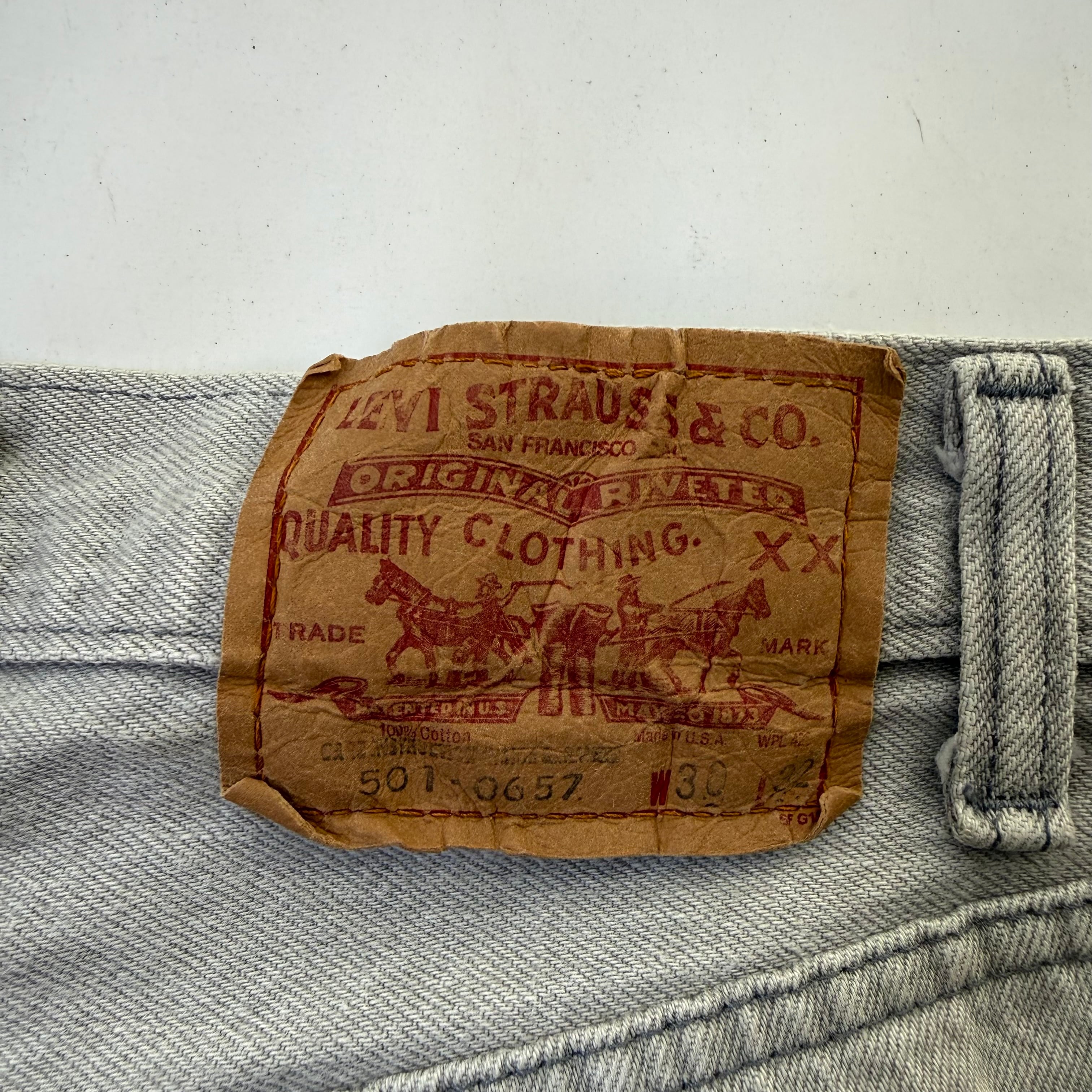 80's Vintage “Levi's501” 先染めグレー（内股シングル） Denim Pants