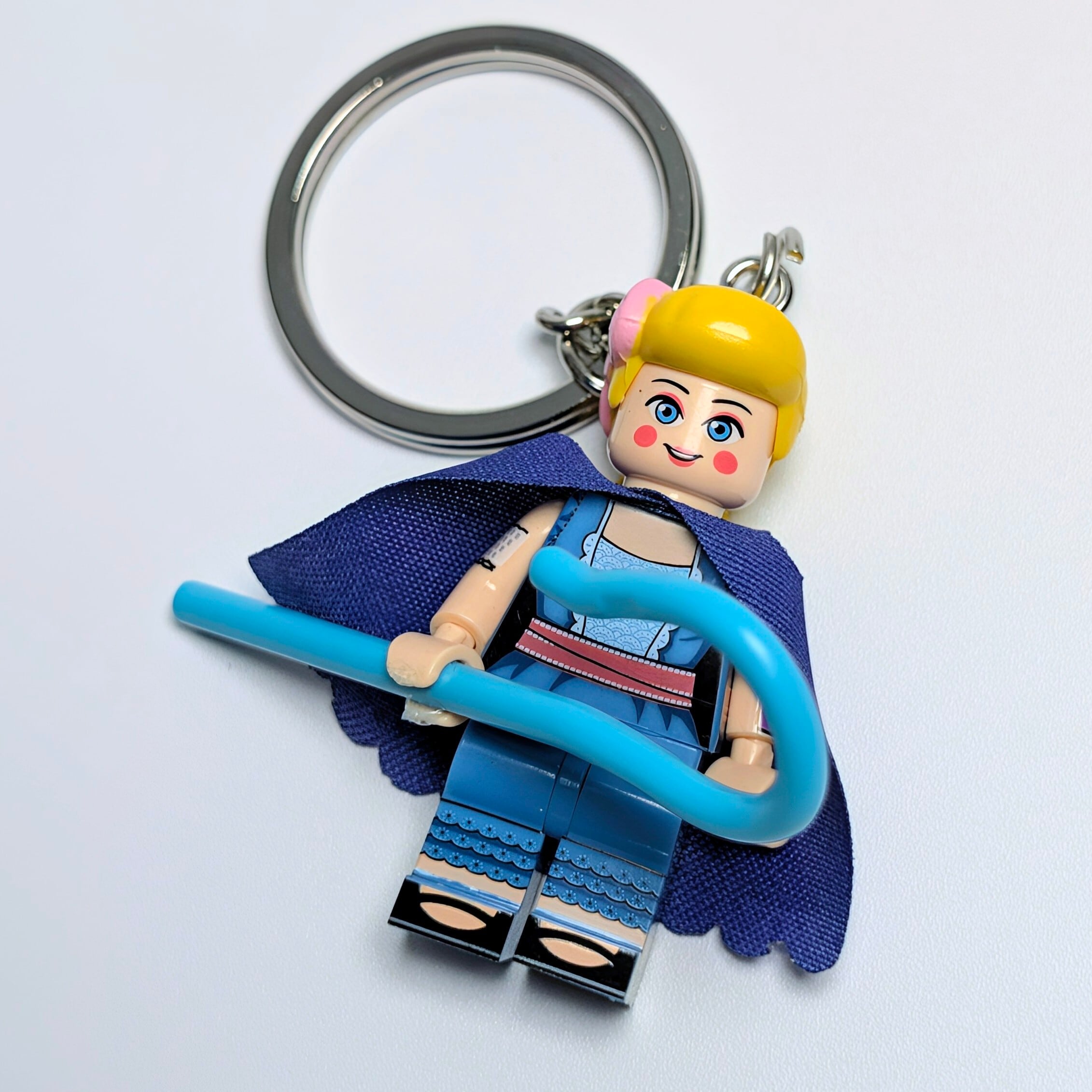 ★ブロックフィギュアキーホルダー★【トイ・ストーリー TOY STORY4 / 5 】 Bo Peep ボー・ピープ アクティブパンツver. / トイストーリー〚アメリカン雑貨 アメトイ〛