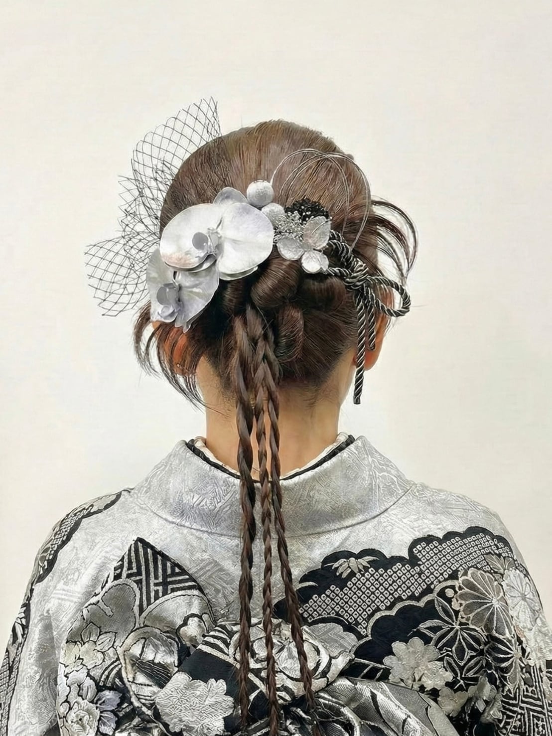 【胡蝶蘭髪飾り シルバー】 シルバー 成人式 卒業式 結婚式 k-0087