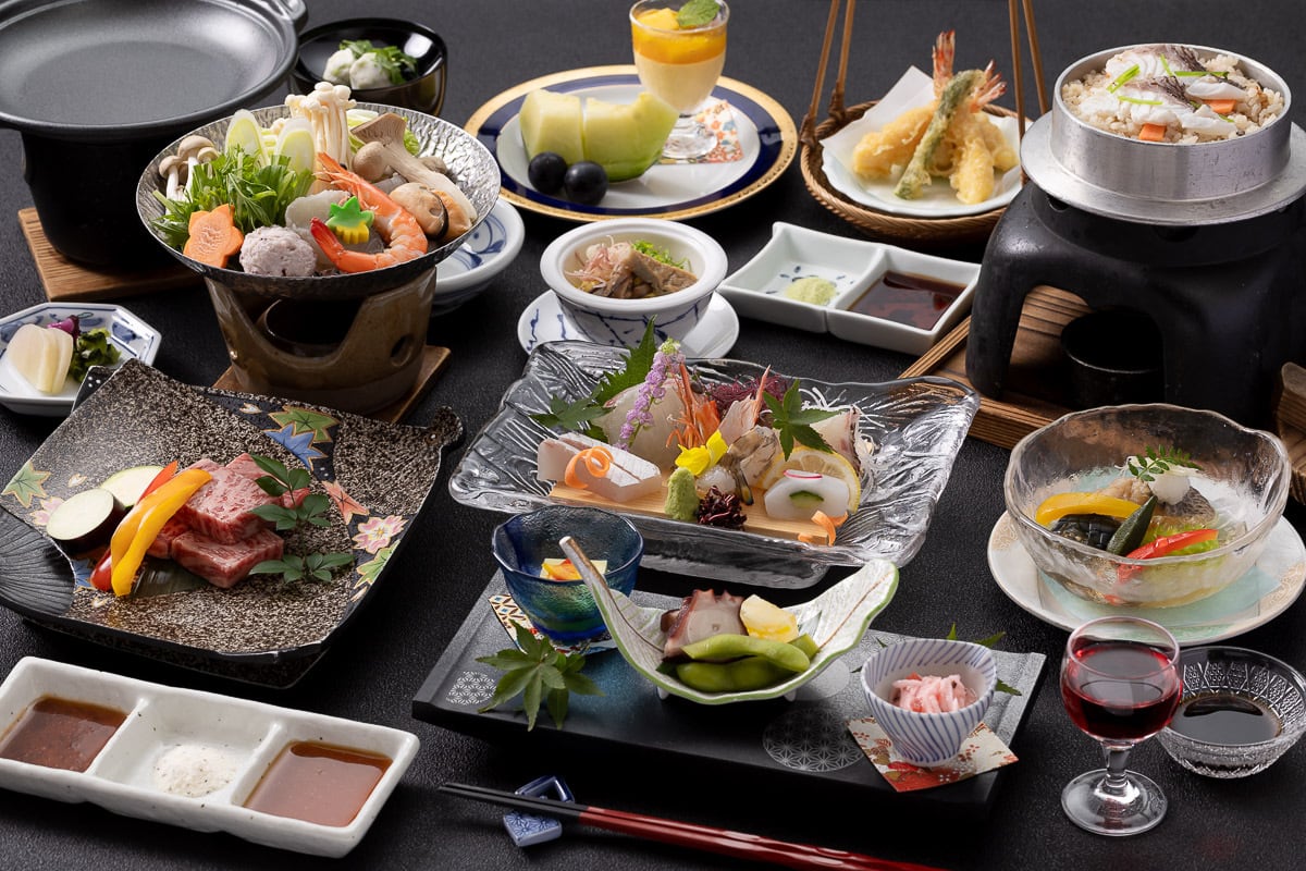 会席料理-ペアお食事券-】百雷会席－人－ | 奥道後 壱湯の守