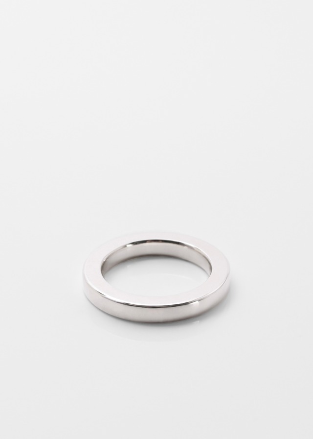 square line ring □