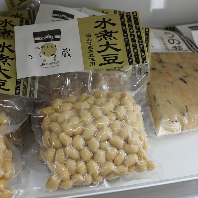 つじの蔵　水煮大豆　100ｇ【つじの蔵】当別産の大豆（とよまさり）を使用。甘い豆本来の味が楽しめ手軽に栄養UP！