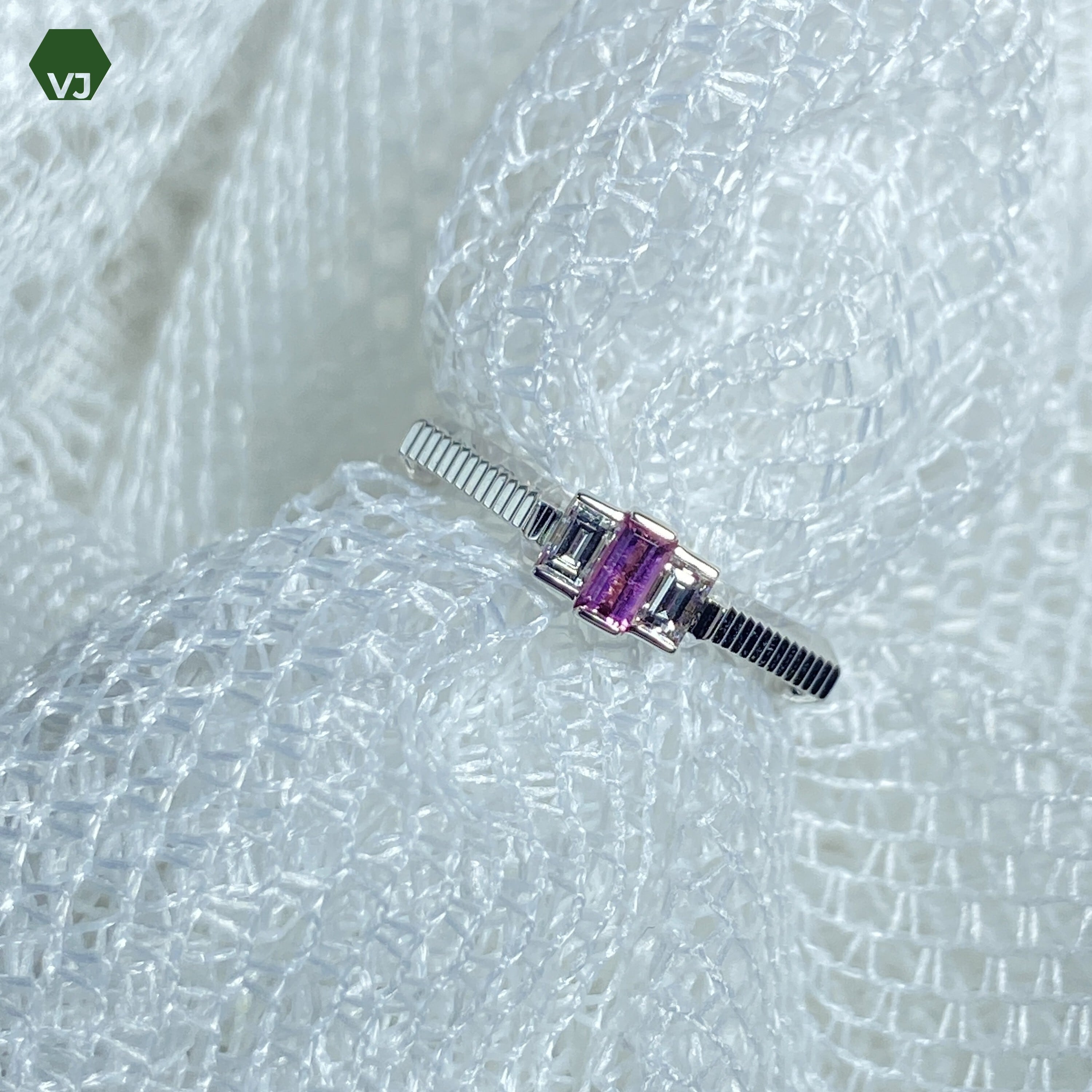 19-4】【GUCCI‐ Link to Love】ルベライト&ダイヤリング【中古 19-4】【GUCCI‐ Link to Love】ルベライト&ダイヤリング【中古