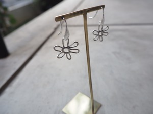 craft flower pierce