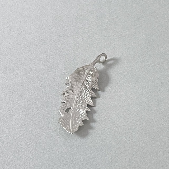 シルバーフェザーペンダントヘッド