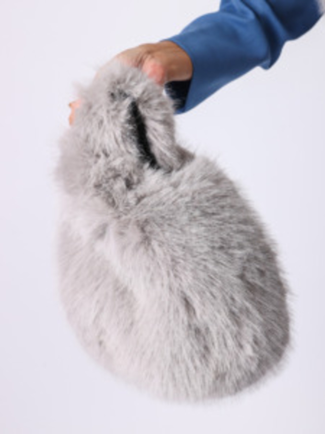 BRAHMIN(フェイクファーバック）