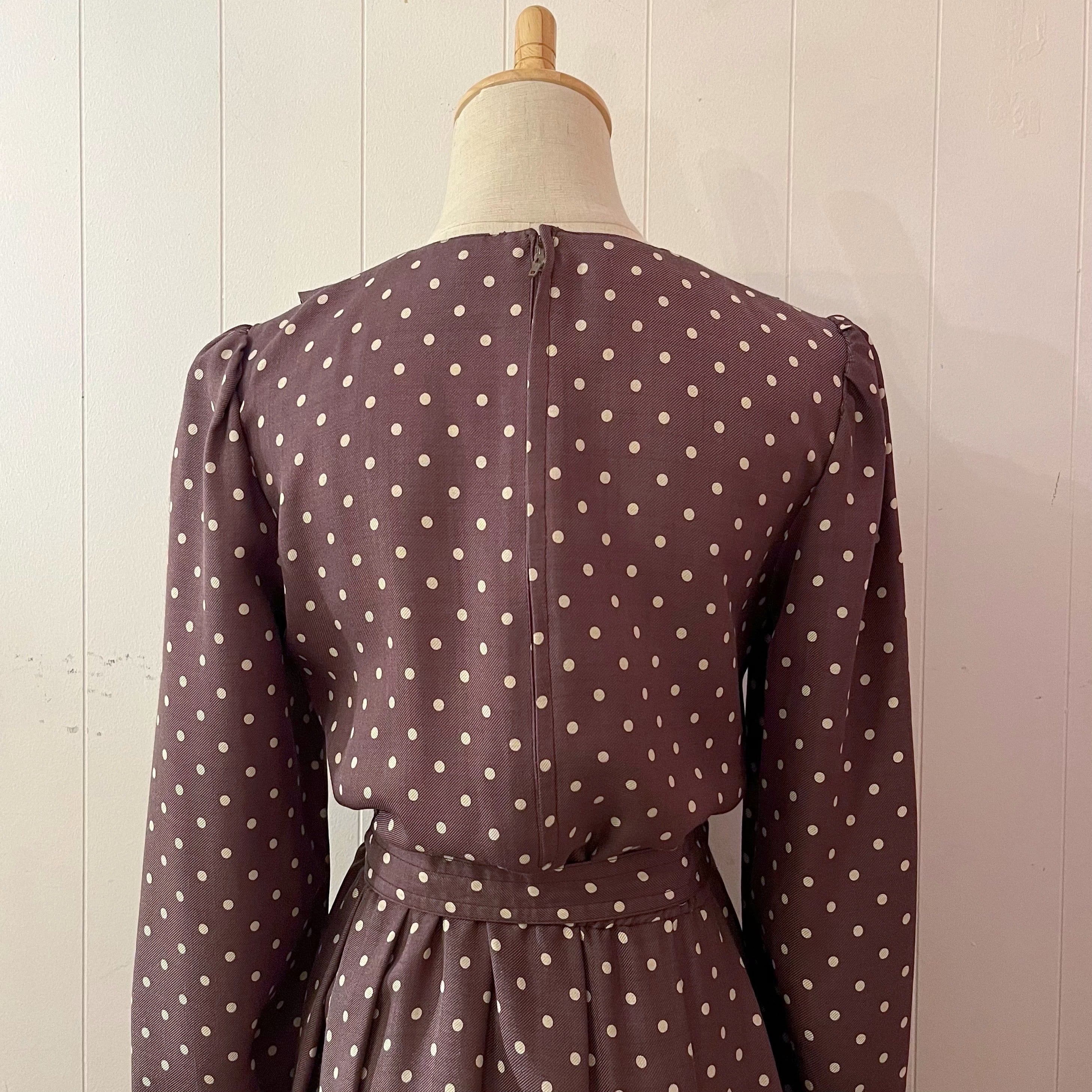brown dot waist ribbon one-piece