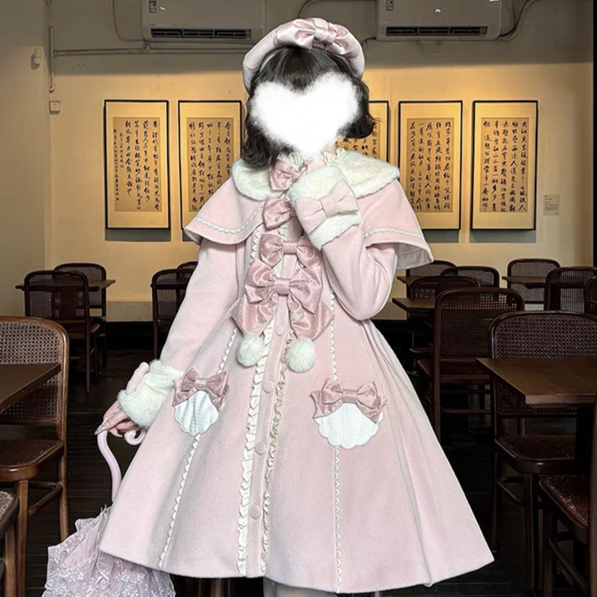 ショートケープ付きロリィタリボンコート | Maiden