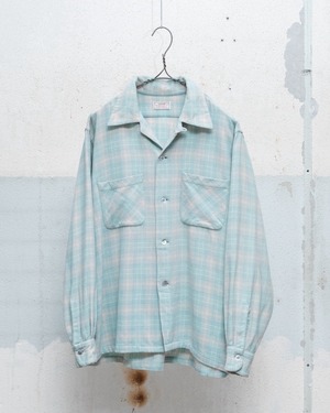 vintage “ARROW” wool check open collar shirt / Made In USA / SIZE : 16 1/2