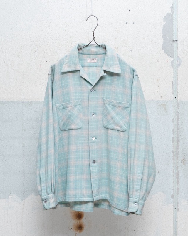 vintage “ARROW” wool check open collar shirt / Made In USA / SIZE : 16 1/2