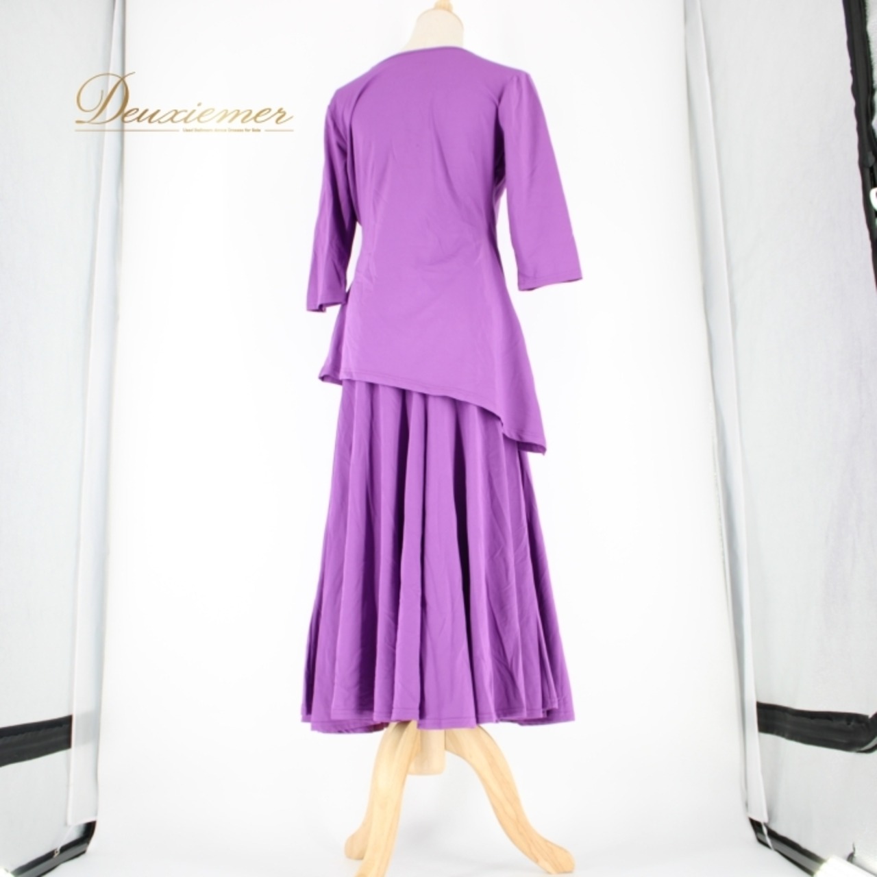 社交ダンス 衣装 スタンダード 上下セット ツーピース レッスンウェア パーティ衣装 紫 パープル系 A vivare アビバーレ 無地 シンプル ダンスウエア スカート トップス Lサイズ 女性用 おしゃれ セットアップ 伸縮性 快適 お稽古 コスチューム シンプルデザイン 舞台衣装 ダンスパーティ フォーマル 体型カバー ツーピースコーデ シンプルスタイル おすすめ