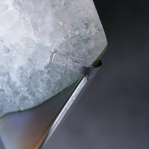 アゲート / クォーツ【菱形】/ 彫刻