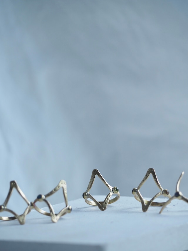 TWINKLE STONE RING