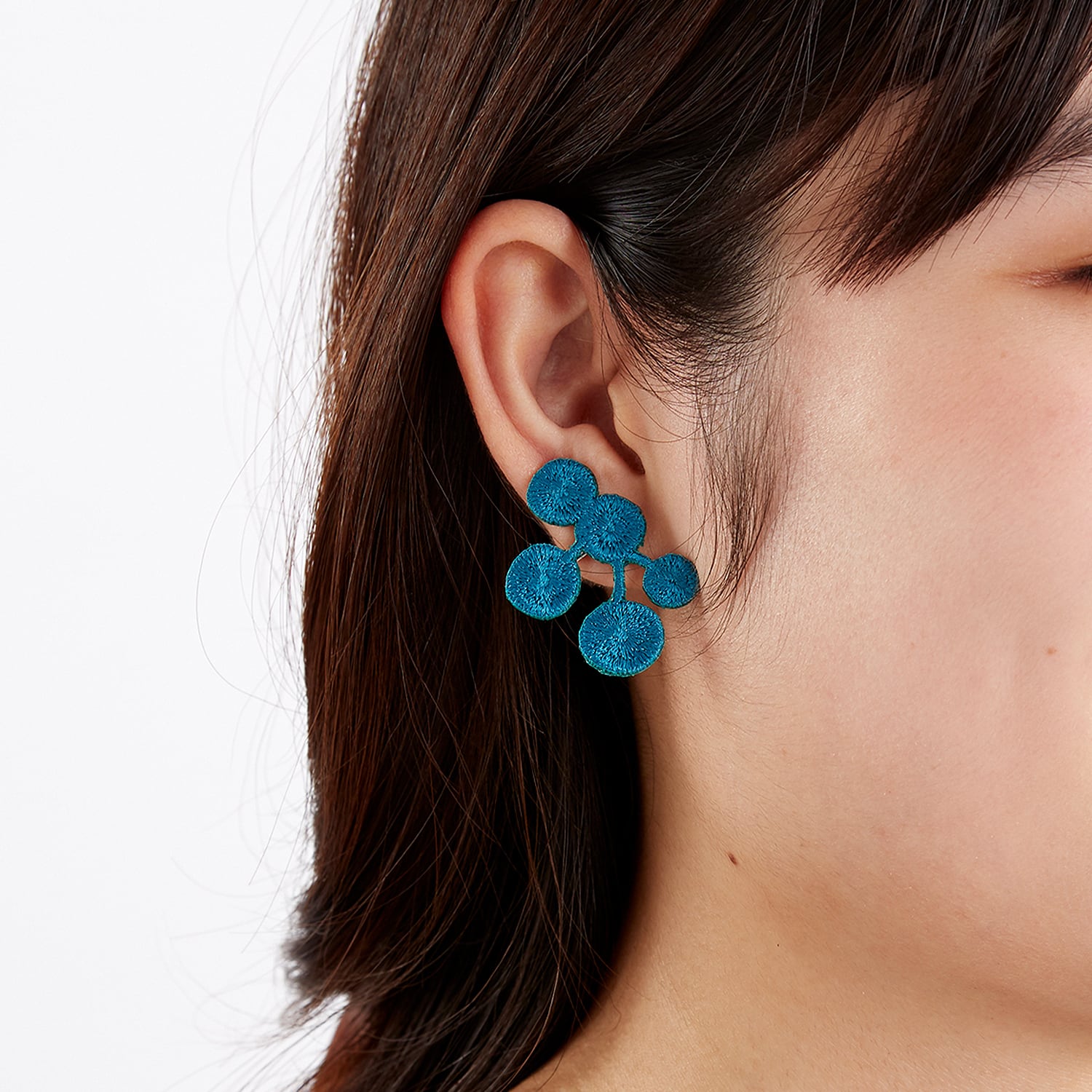 刺繍イヤリング・ピアスga.la (e-024・p-024）13色