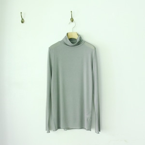 TANG シルクカシミヤ タートルネックカットソー