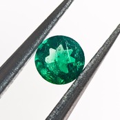 【1017】　エメラルド　コロンビア（ムゾー）産　0.13ct