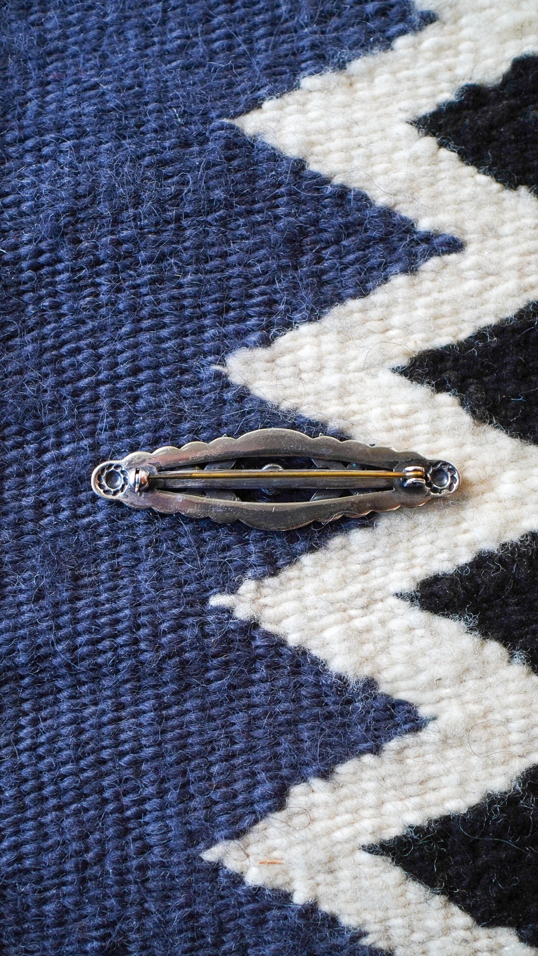 1940-1950s】ナバホ ターコイズ & クロスアロー ピン 《ネイティブ