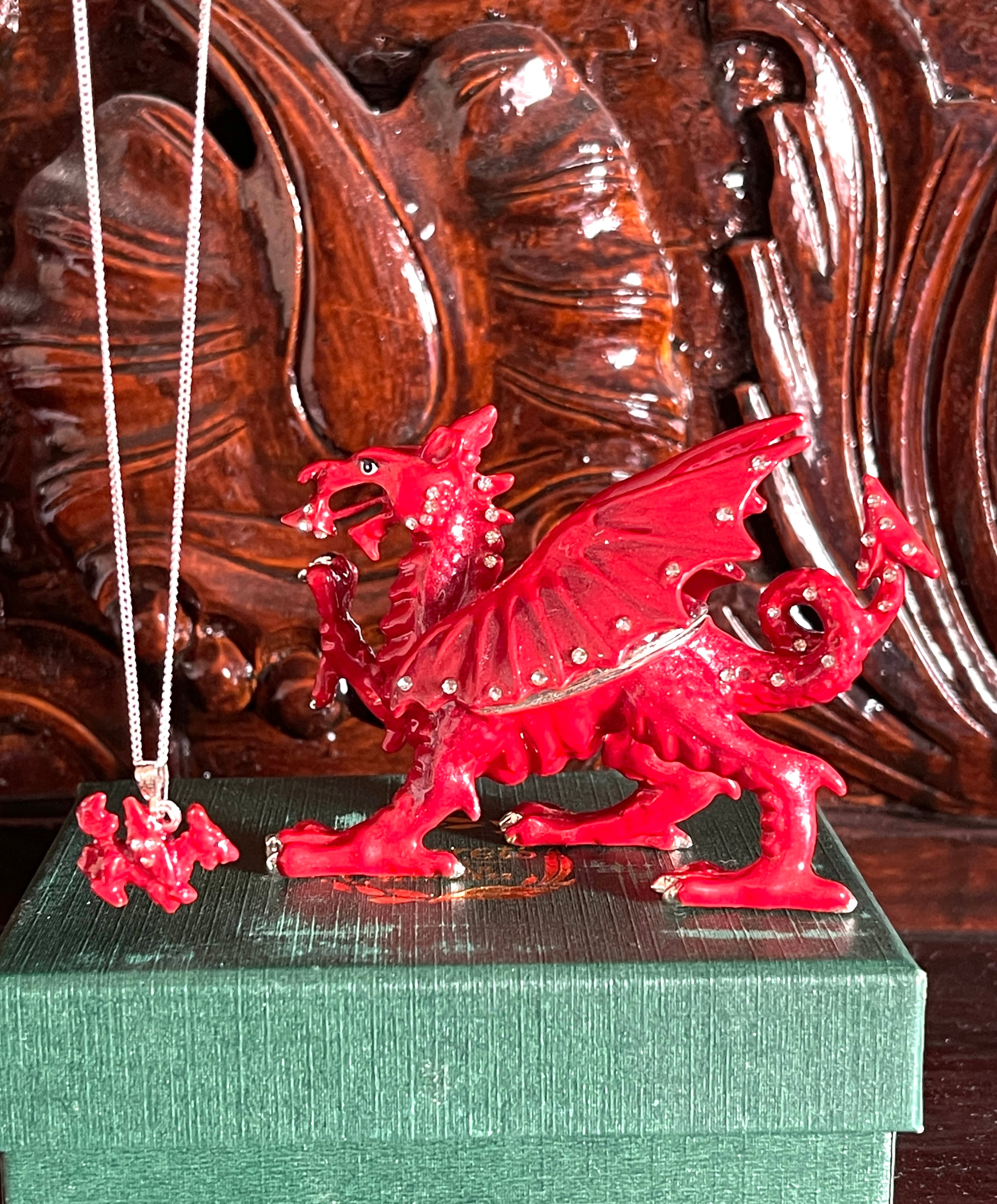 ◆新入荷!◆ウェールズ◆レッドドラゴン◆ネックレス付きエナメルBOX◆シークレット◆トリンケットボックス◆英国◆Trinket box◆