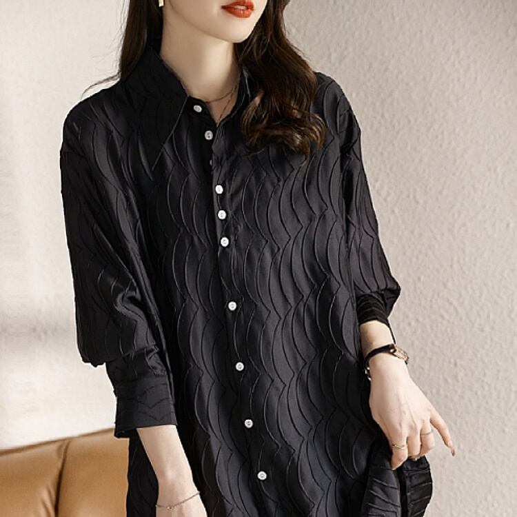 Corrugated Pleated Black Shirt T1125