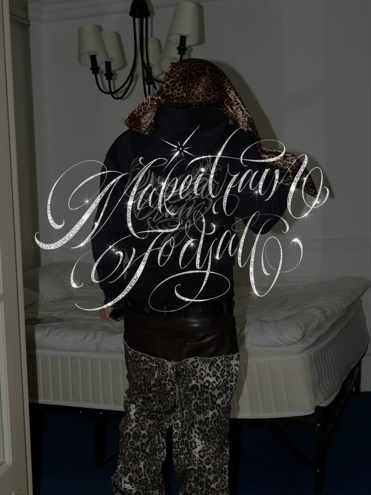 SIR rhinestone hull design hoodie - 20