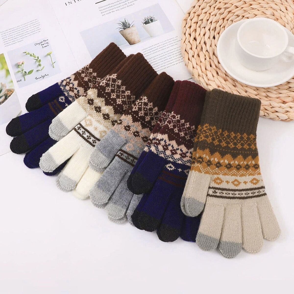 ジャガード ニット 手袋 北欧風 レディース 防寒 保温 暖かい 秋冬 裏起毛 きれいめ カジュアル 大人 かわいい おしゃれ スマホ対応 タッチパネル対応 大人可愛い 大人女子