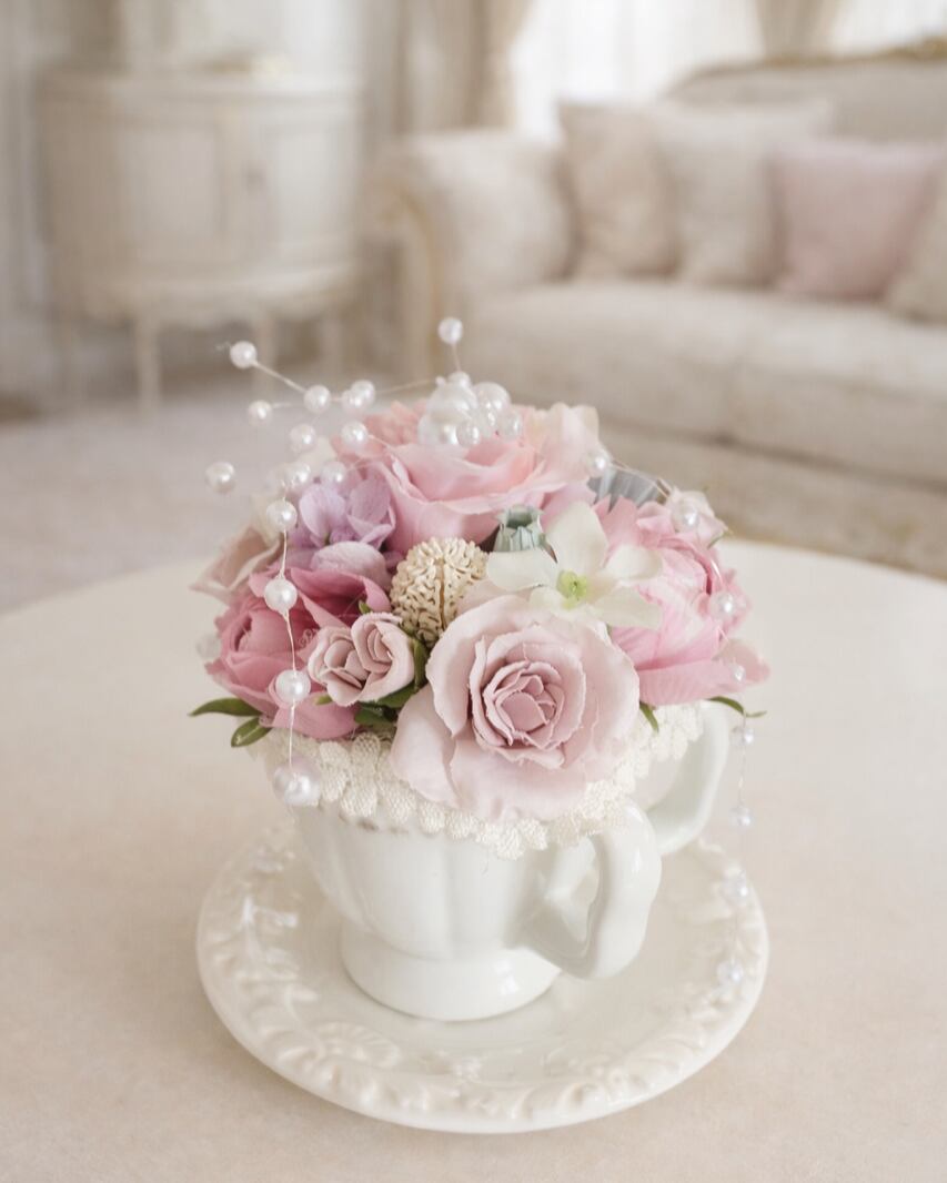 花咲くティーカップ【FA-001】|H12㎝│白の陶器│フリルレース付│ギフト│インテリアにおすすめ