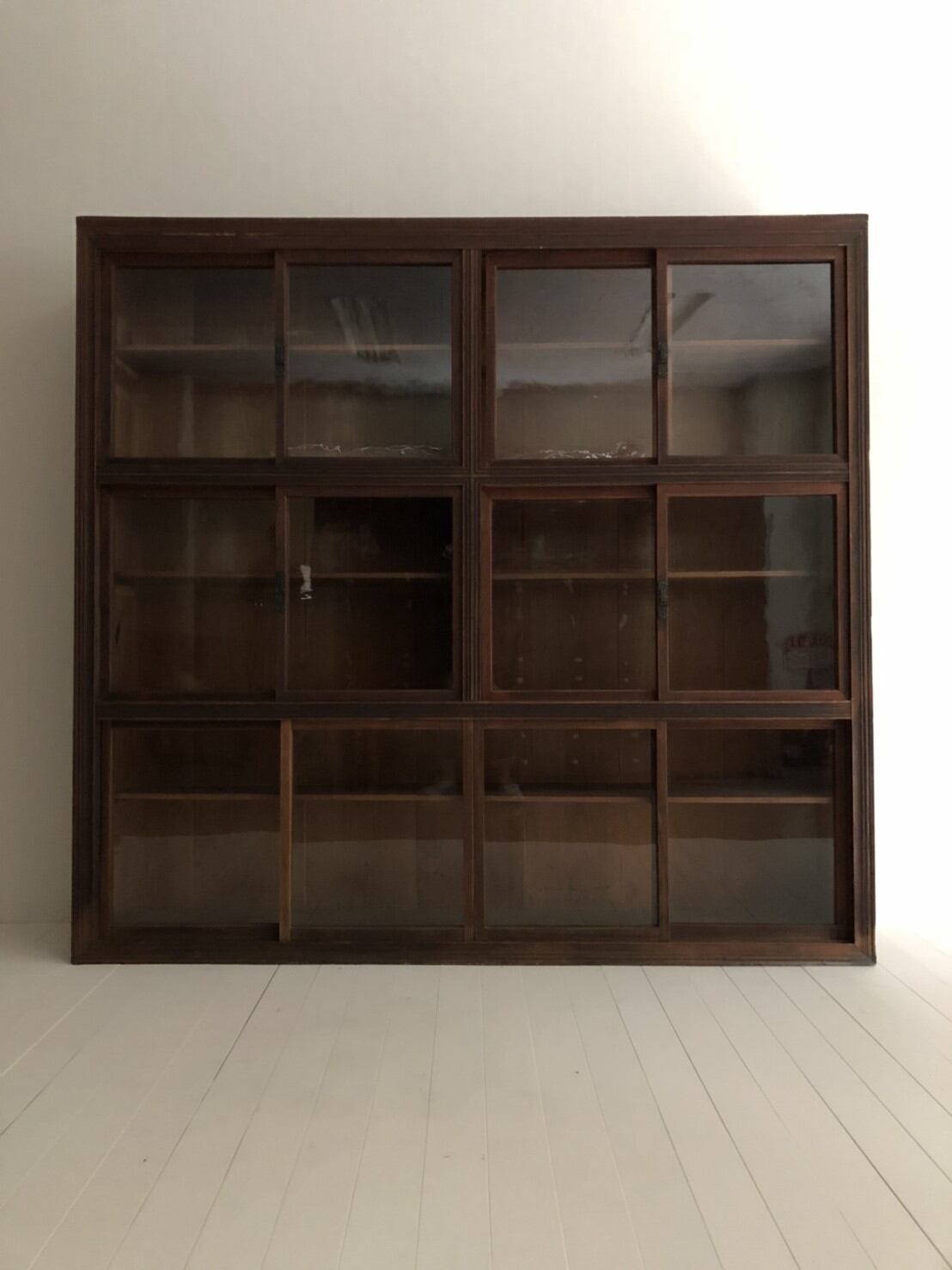 大きなガラスケース　/　食器棚　/　古家具